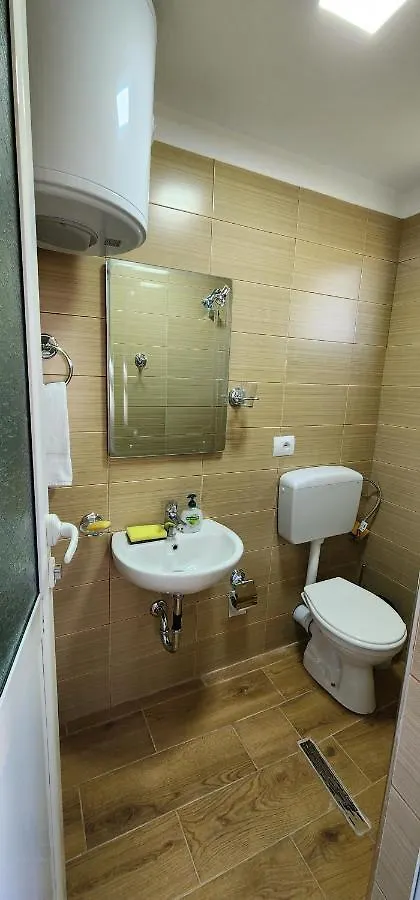 Apartament Teuta Përmet