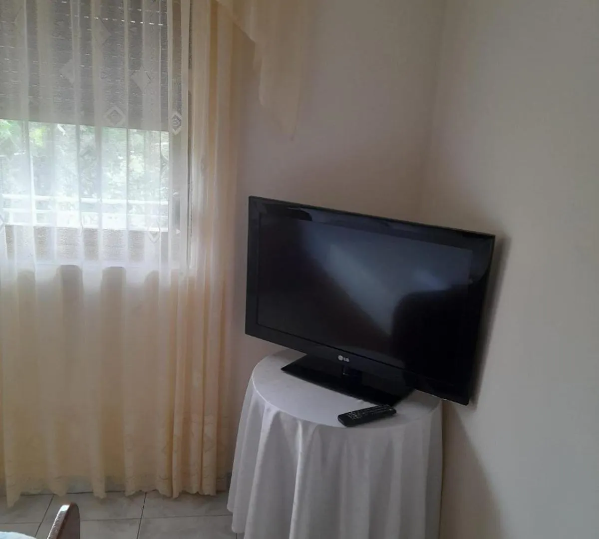 Apartament Teuta Përmet Lägenhet