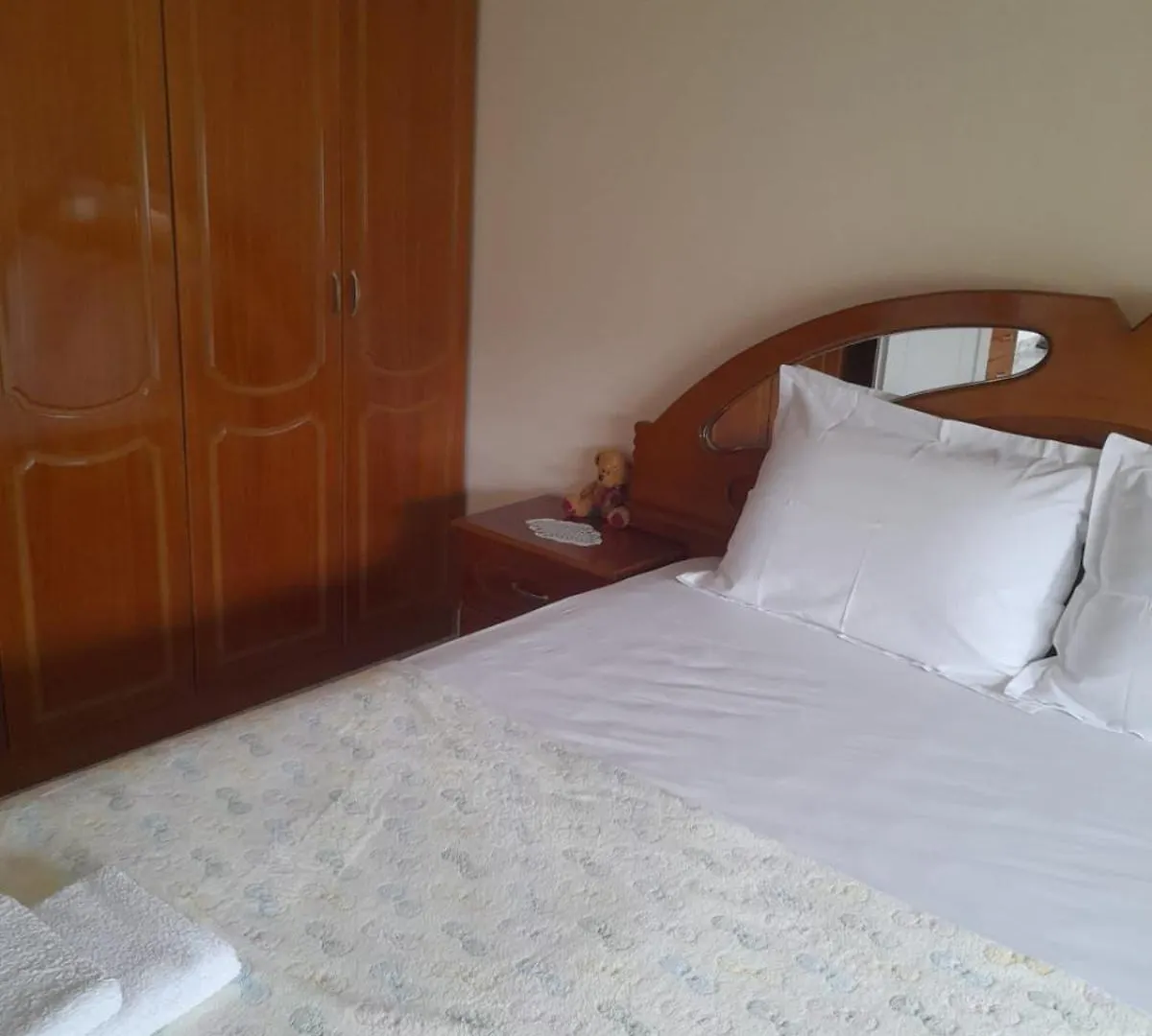 Apartament Teuta Përmet Albanien